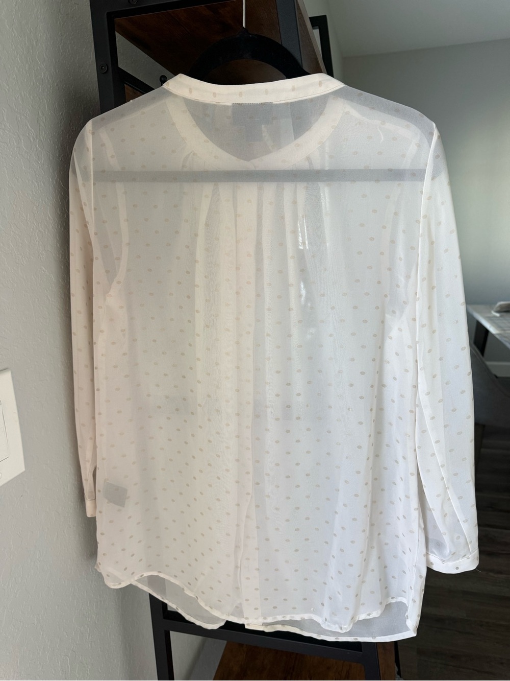 Blouse - Picture 3 of 3